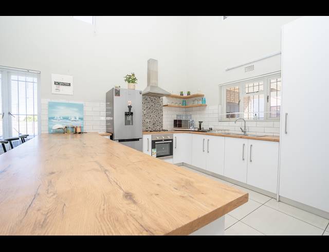 3 BEDROOM HOUSE FOR SALE IN MIDDEDORP